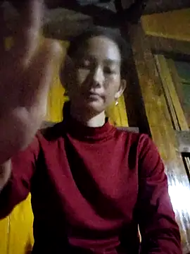 gio-thu online show from 9, 10, 2025