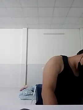 YuLunn online show from 9, 10, 2025