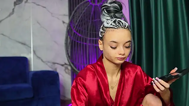 RachelRavee online show from 30, 10, 2025