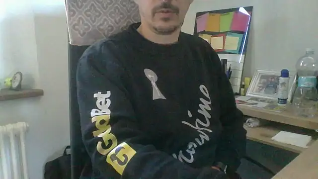 Kawayleo online show from 11, 11, 2025