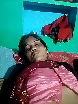 Snapshot of Miya_baby chatting on 27, 10, 2025 Miya baby online show from 27, 10, 2025
