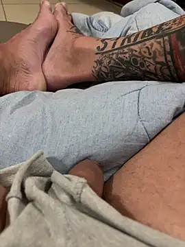 Snapshot of Sexy-feet78 chatting on 8, 10, 2025 Sexy-feet78 online show from 8, 10, 2025