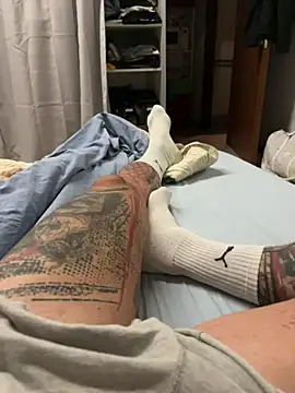 Snapshot of Sexy-feet78 chatting on 12, 11, 2025 Sexy-feet78 online show from 12, 11, 2025