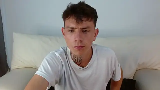 hot teo  online show from 5, 1, 2026