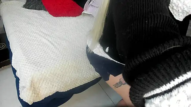 pamela velazco online show from 24, 10, 2025