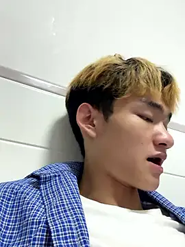 sexyboy-lele online show from 10, 10, 2025