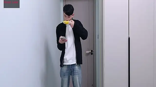 sexyboy-lele online show from 7, 11, 2025