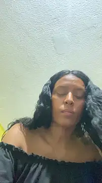 Snapshot of thepicis chatting on 28, 10, 2025 thepicis online show from 28, 10, 2025