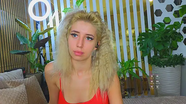 Violetttttta online show from 14, 10, 2025