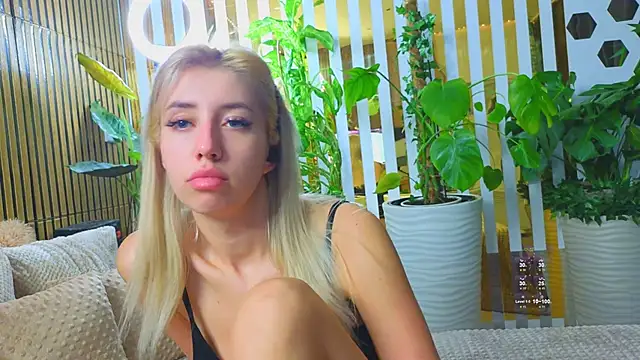 Violetttttta online show from 16, 10, 2025