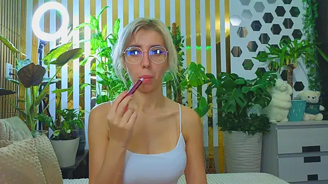 Violetttttta online show from 22, 10, 2025