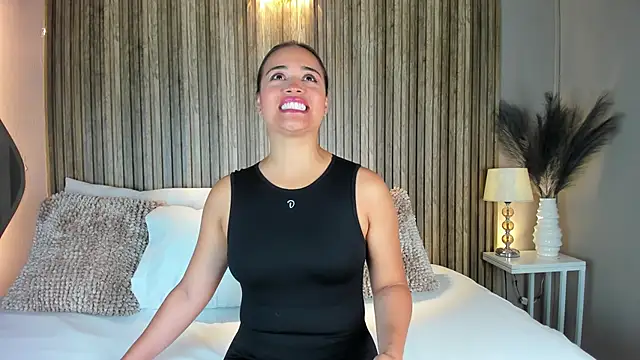 VanneCamiel online show from 17, 11, 2025