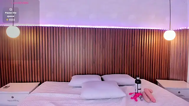 Snapshot of Foxy_Kylie chatting on 5, 2, 2026 Foxy Kylie online show from 5, 2, 2026