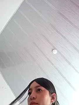 Snapshot of __Lorelain__ chatting on 25, 10, 2025 Lorelain online show from 25, 10, 2025