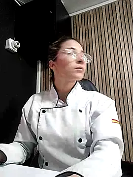 Sara Roades online show from 21, 10, 2025