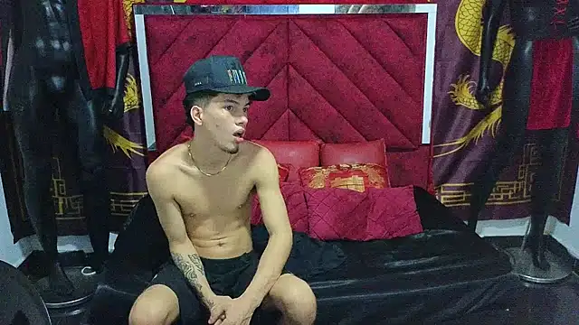 Pride couple online show from 17, 10, 2025