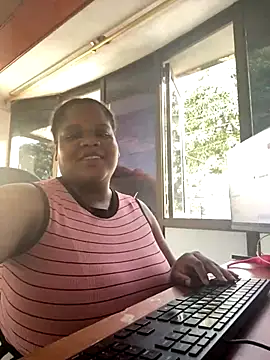 Snapshot of gabrielabrunette69 chatting on 13, 12, 2025 gabrielabrunette69 online show from 13, 12, 2025