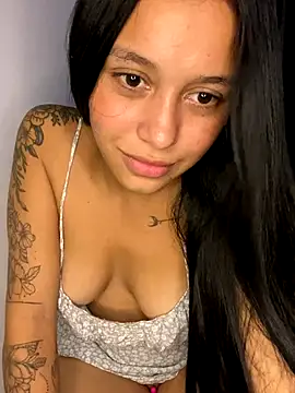 Snapshot of SoyLia233 chatting on 16, 11, 2025 SoyLia233 online show from 16, 11, 2025