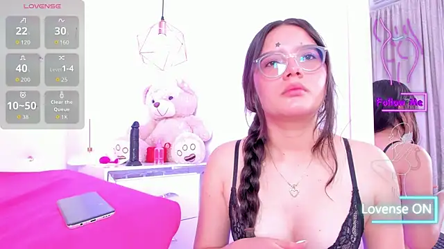 Snapshot of Nara_Pink chatting on 15, 10, 2025 Nara Pink online show from 15, 10, 2025