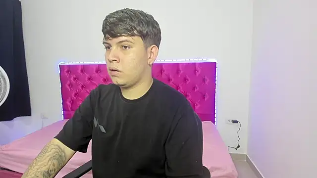 bryan master77 online show from 12, 10, 2025