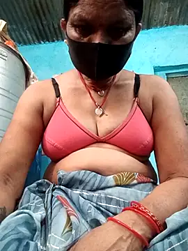 Snapshot of R_sehjal chatting on 2, 11, 2025 R sehjal online show from 2, 11, 2025