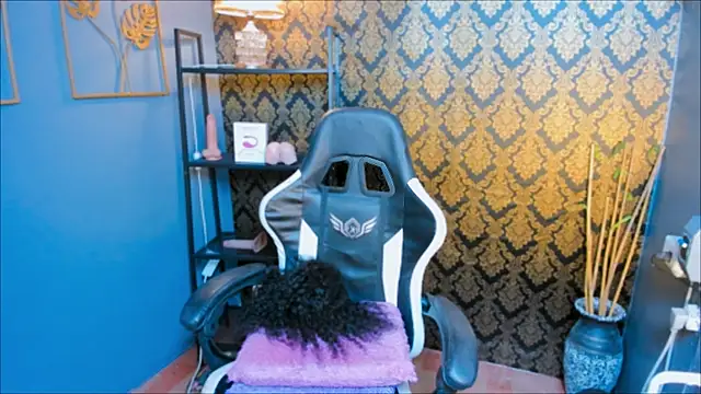 Alicia Morei online show from 23, 11, 2025