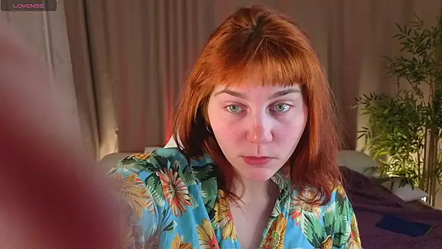 Snapshot of Rene_Shine chatting on 5, 2, 2026 Rene Shine online show from 5, 2, 2026