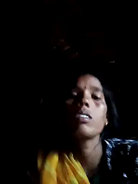 Snapshot of Cutsedi3 chatting on 28, 10, 2025 Cutsedi3 online show from 28, 10, 2025