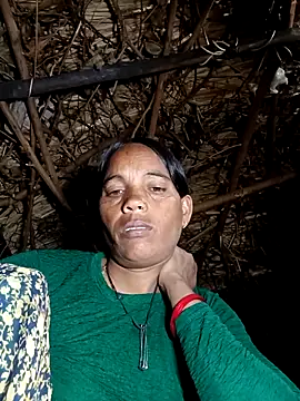 Snapshot of Cutsedi3 chatting on 2, 11, 2025 Cutsedi3 online show from 2, 11, 2025