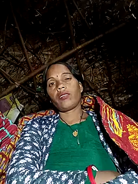 Snapshot of Cutsedi3 chatting on 7, 11, 2025 Cutsedi3 online show from 7, 11, 2025