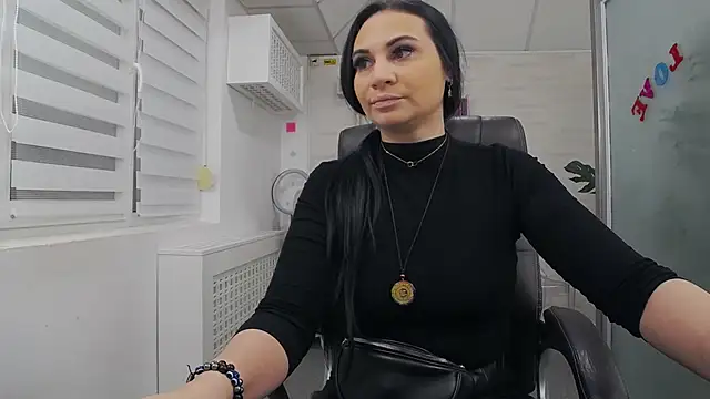 Snapshot of YaraXCox chatting on 18, 2, 2026 YaraXCox online show from 18, 2, 2026