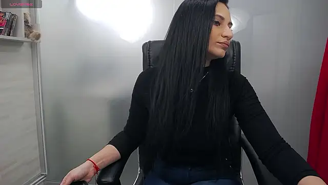 Snapshot of YaraXCox chatting on 3, 3, 2026 YaraXCox online show from 3, 3, 2026