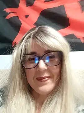 Amelialove42 online show from 13, 1, 2026