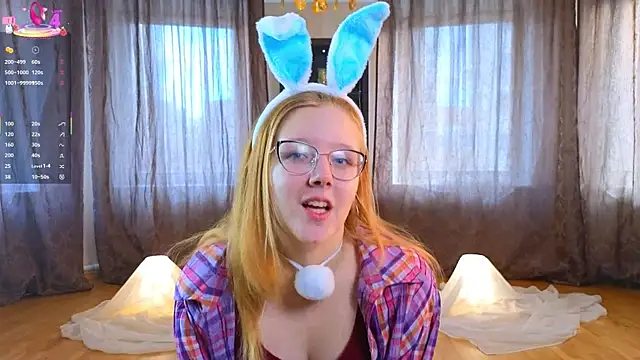 Snapshot of AlinaAldrete chatting on 25, 10, 2025 AlinaAldrete online show from 25, 10, 2025