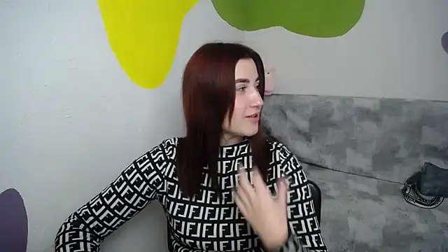 Snapshot of Flower_mary chatting on 26, 11, 2025 Flower mary online show from 26, 11, 2025