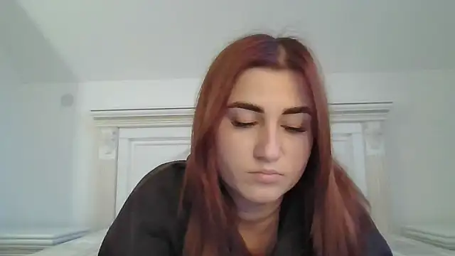 Snapshot of Flower_mary chatting on 15, 12, 2025 Flower mary online show from 15, 12, 2025