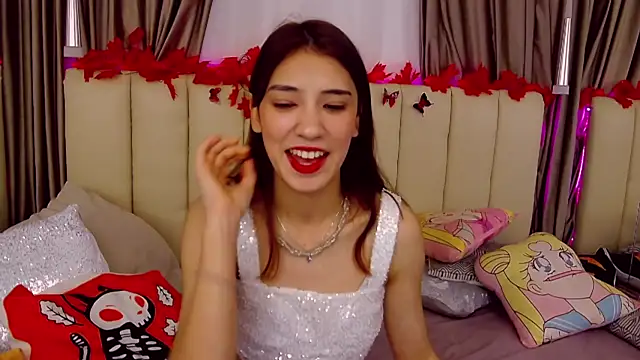 Snapshot of ArielLoove chatting on 25, 10, 2025 ArielLoove online show from 25, 10, 2025