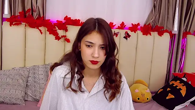 Snapshot of ArielLoove chatting on 1, 11, 2025 ArielLoove online show from 1, 11, 2025