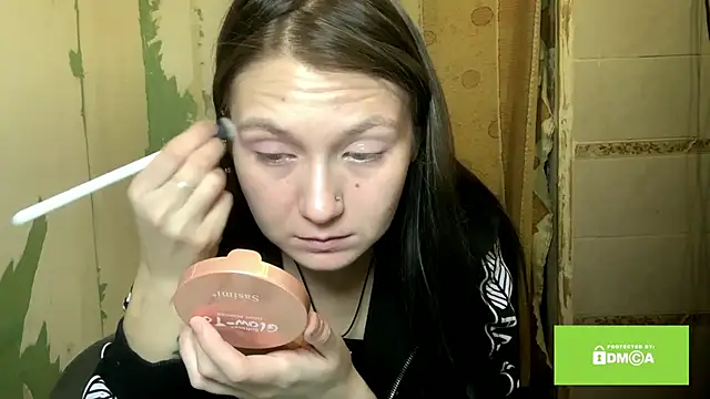 Snapshot of ArianeBhayani chatting on 11, 11, 2025 ArianeBhayani online show from 11, 11, 2025