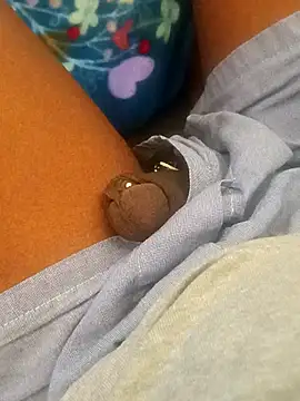 Snapshot of leeya14 chatting on 2, 11, 2025 leeya14 online show from 2, 11, 2025