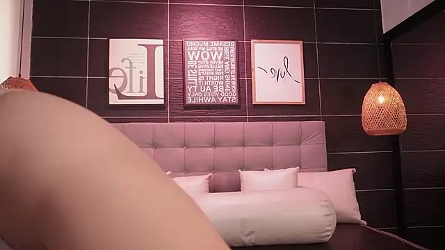 Snapshot of Thalia_Karlson chatting on 6, 11, 2025 Thalia Karlson online show from 6, 11, 2025