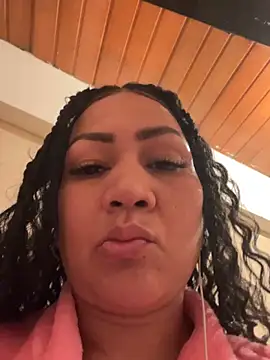Snapshot of Ayleenpamelasexysquirt chatting on 15, 10, 2025 Ayleenpamelasexysquirt online show from 15, 10, 2025