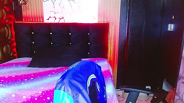 tinibunny online show from 2, 11, 2025