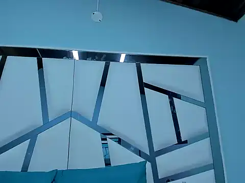 MiaHarper2 online show from 15, 12, 2025