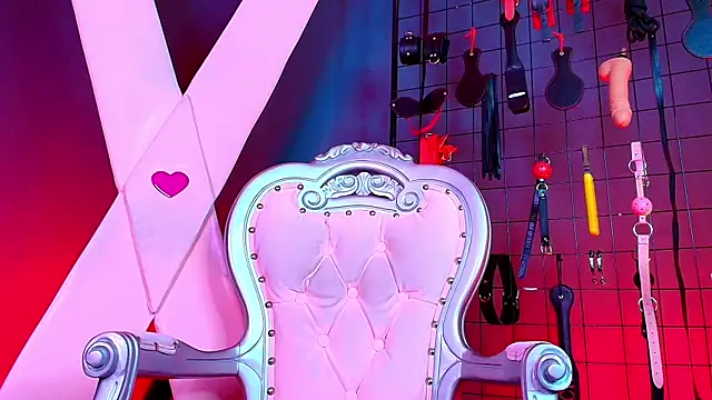 Snapshot of Bela_sophie_ chatting on 18, 10, 2025 Bela sophie online show from 18, 10, 2025