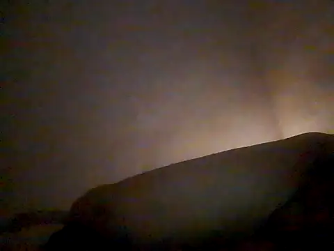 Snapshot of jjLARAY chatting on 15, 11, 2025 jjLARAY online show from 15, 11, 2025