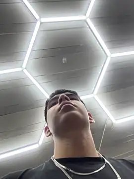 Stick ledom online show from 8, 11, 2025