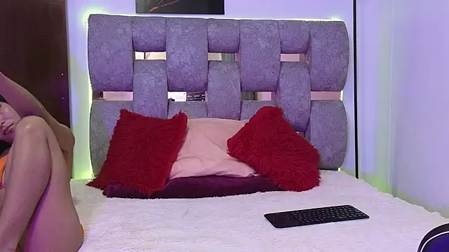 alix kitty online show from 19, 11, 2025