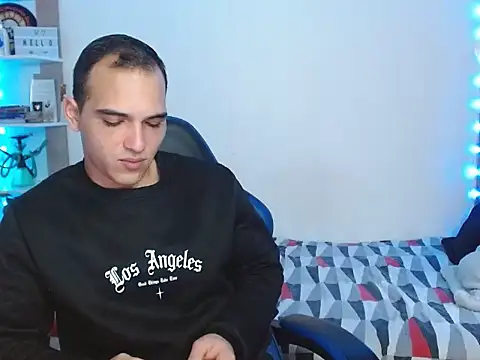 Snapshot of Maax3023 chatting on 16, 12, 2025 Maax3023 online show from 16, 12, 2025