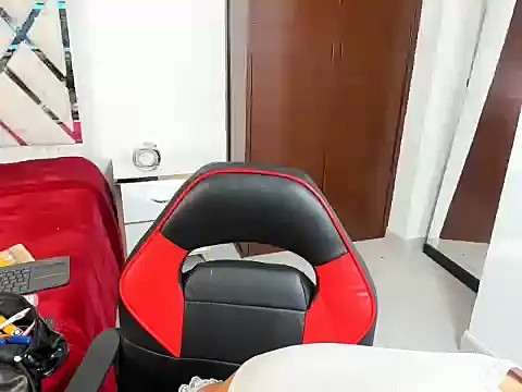 Valtainsexy online show from 12, 11, 2025